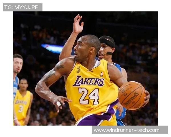 科比传奇：从篮球场上的黑曼巴到全球偶像的伟大转变与影响