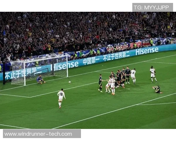 荷兰建业与广州恒大激战正酣谁将赢得这场足球盛宴