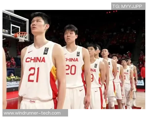 胡金秋：从青涩少年到篮球明星的成长之路与辉煌成就