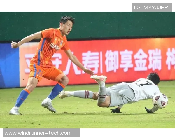 武汉网球队耐力争议引发热议球员训练方式与比赛表现的深度探讨